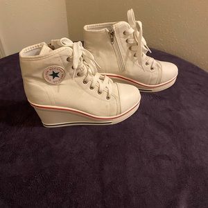 MAX STAR HIGH HEELED TENNIS SHOE SNEAKER SZ 7